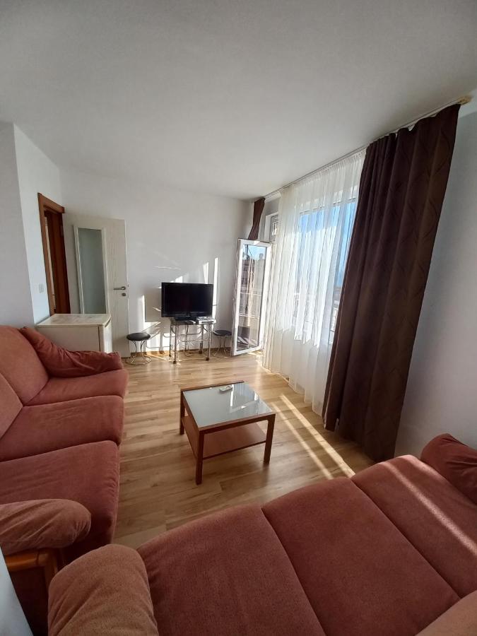 Guest House Rona - Free Parking And Sea View Sveti Vlas Exteriör bild