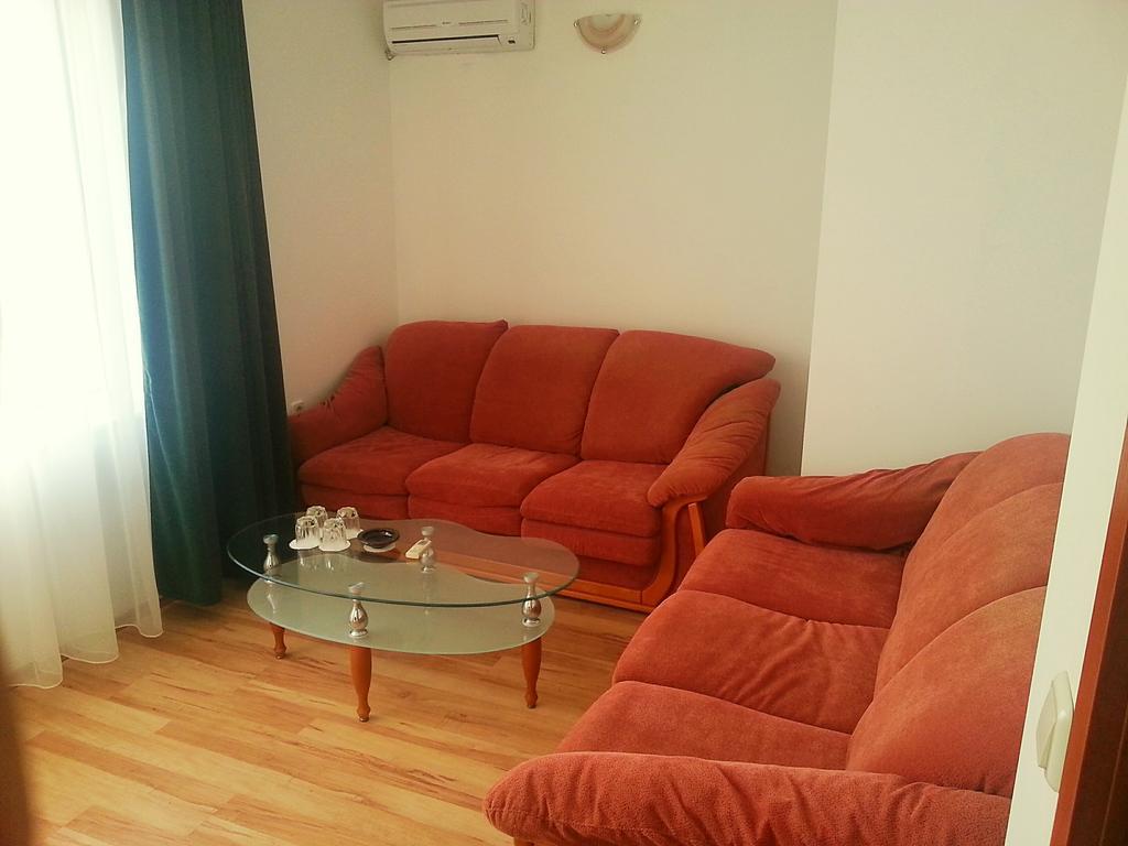 Guest House Rona - Free Parking And Sea View Sveti Vlas Exteriör bild